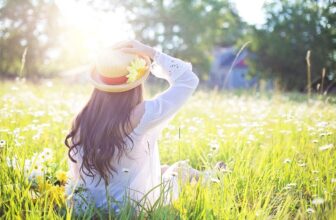 The Role of Sustainability in Fashion: How to Create an Eco-Friendly Wardrobe