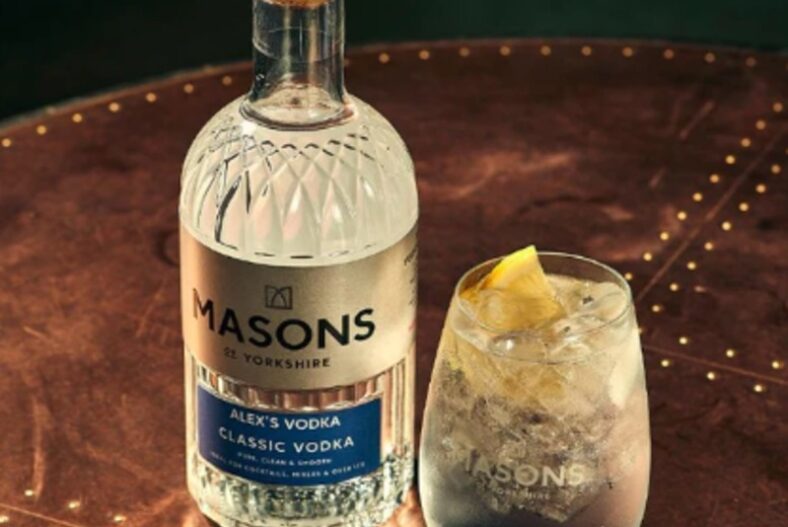 £29 instead of £37.95 for a personalised 70cl bottle of flavoured gin or vodka from Masons of Yorkshire – save 28%