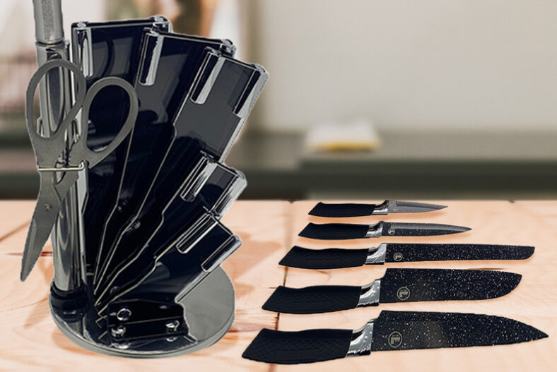 Ergonomic Eight Piece Knife Set with 360 Rotating Stand! £29.99 instead of £89.99