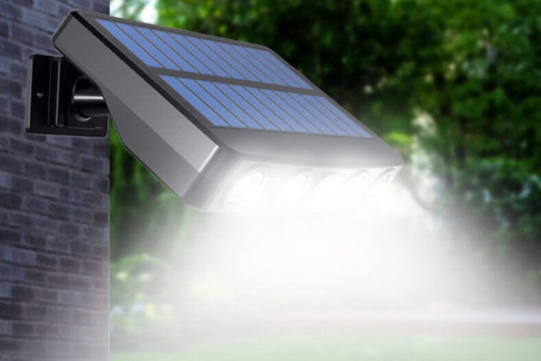 Solar Powered Motion Activated Security Light – 3 Colours £12.99 instead of £39.99