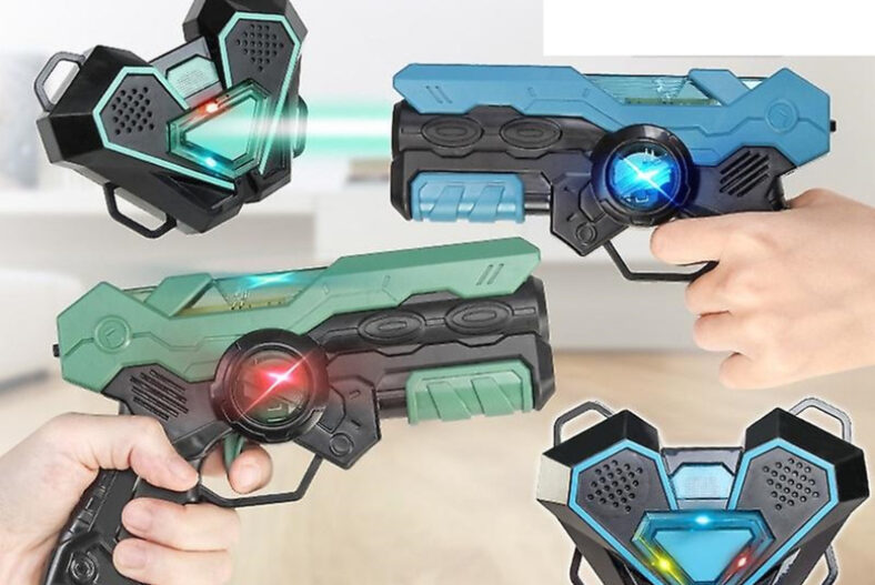 Electric Laser Tag Battle Set – 8 Pieces! £24.99 instead of £49.99