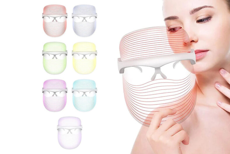 £14.99 instead of £39.16 for a 7 colours LED rejuvenating face mask from Prime Supply – save 62%