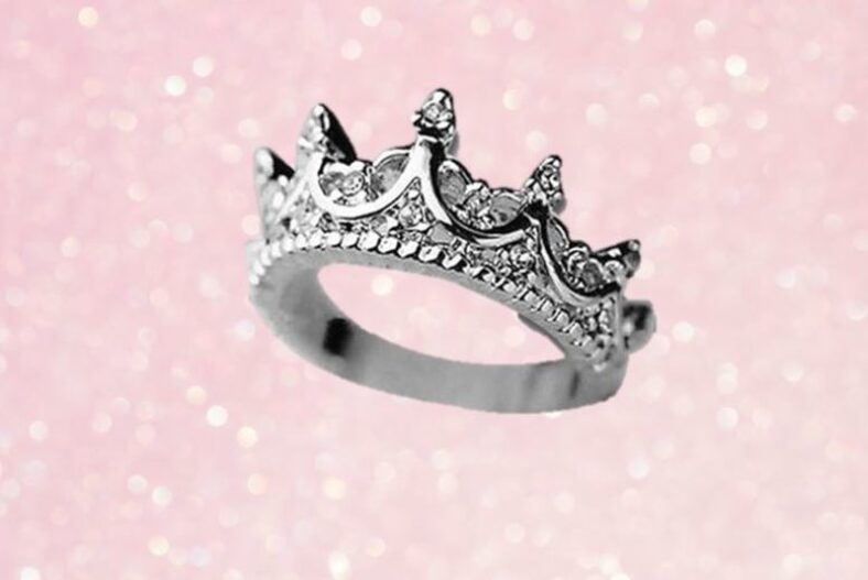 Crown Ring – Sizes J-R! £4.00 instead of £19.99