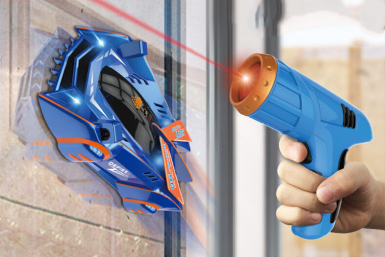 Laser Tracking Wall Climbing Car – 3 Colours £14.99 instead of £39.99