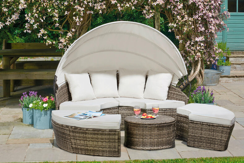 180cm Rattan Day Bed & Table – Cover Option £449.00 instead of £789.99