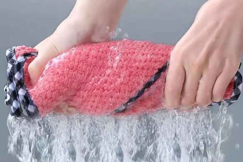 From £5.99 for a washable kitchen cleaning cloths – 10 or 20 pcs from AZONE STORE LTD – save up to 70%