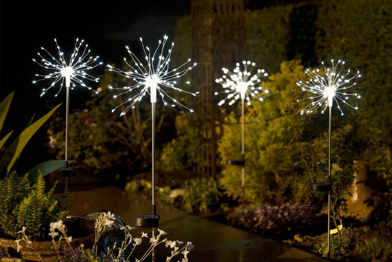LED Firework Stake Light – 1, 2 or 4 Pack! £9.99 instead of £39.99