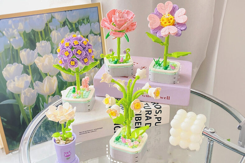Flower Building Block Toy for Children in Six Options £6.99 instead of £19.99