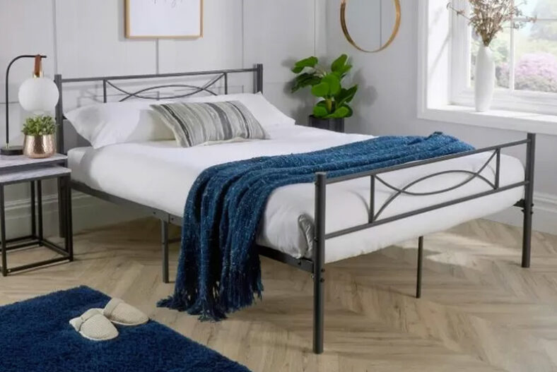 Saturn Metal Bed in Grey in 2 Sizes £39.00 instead of £83.99