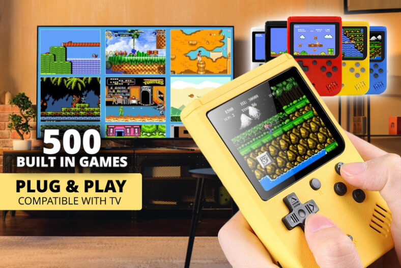 £9.99 instead of £29.99 for a Portable Handheld Game Console With Built-In 500 Retro Games from Prime Supply – save 67%