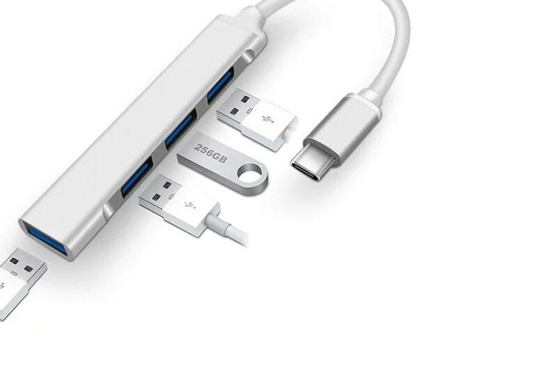 Type C to USB 3.0 4 Port Hub in 2 Colours and Options £3.99 instead of £10.99