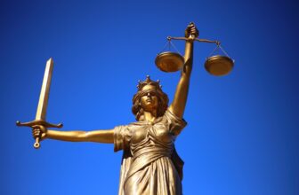 Navigating Justice: The Transformative Role of AI in Modern Legal Practices
