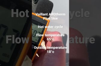 Vaillant 5kw AROtherm Plus hot water cycle #heatpumps #heatpump #vaillant #heating #i85