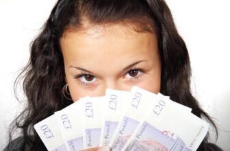 Maximizing Marketing ROI: How Predictive Ad Spend Analysis and AI Empower Businesses to Optimize Advertising Strategies