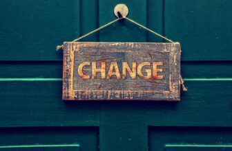 Navigating Regulatory Changes: How AI Empowers Businesses to Adapt and Thrive