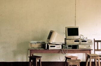 Modernizing Legal Language: How AI Helps Identify Outdated Terms in Contracts for Enhanced Clarity and Compliance
