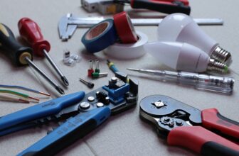 Top 10 Electricians Businesses Revolutionizing the Industry in 2023