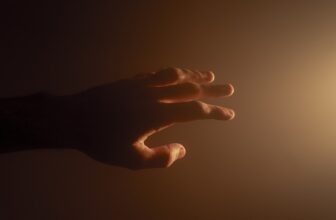 Revolutionizing Customer Support: The Benefits of AI-Driven Help Desk Automation