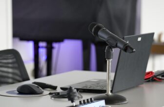Unlocking Success: How AI-Powered Chatbots Are Transforming Online Businesses