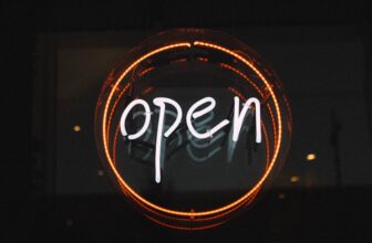 Unlocking Insights: The Benefits of AI-Driven Real-Time Email Open Rate Tracking