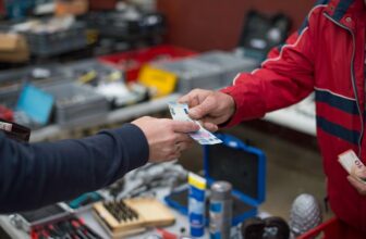 Unmasking Fraud: How AI is Revolutionizing Transaction Detection and Protecting Businesses