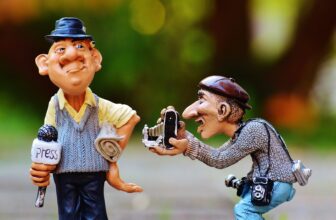 Revolutionizing Reporting: The Impact of AI on Journalism in the Digital Age