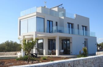 Transforming Real Estate Due Diligence: How AI-Powered Solutions Enhance Accuracy and Efficiency