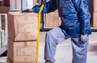 Top 10 Leaders in Logistics: Driving Efficiency and Innovation
