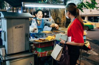 Top 10 Companies Revolutionizing the Street Food Vendor Experience