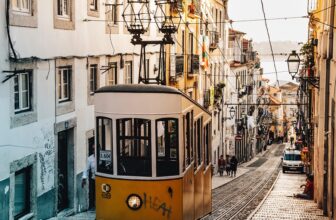 Revolutionizing Mobility: The Impact of AI on the Future of Transportation