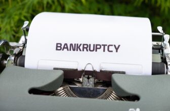Predicting Financial Futures: How AI is Revolutionizing Bankruptcy Risk Forecasting