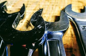 Top 10 Handyman Service Providers: Excellence in Home Repairs and Maintenance