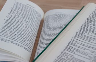 Breaking Language Barriers: The Transformative Role of AI in Translation Services
