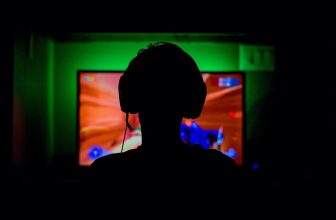 Leveling Up: The Transformative Role of AI in Modern Gaming