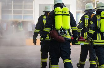 Transforming Risk Management: Harnessing AI for Smarter Decision-Making and Enhanced Resilience