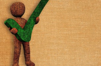 Enhancing Efficiency: How AI is Revolutionizing Employee Background Checks