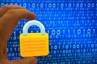 Navigating Ethical Risks in Corporate Policies: Unlocking the Benefits of AI for Responsible Decision-Making