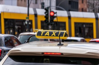 Top 10 Taxi Service Providers Revolutionizing Urban Transportation