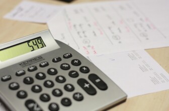 Revolutionizing Finances: How Automated Invoicing Powered by AI Boosts Efficiency and Accuracy