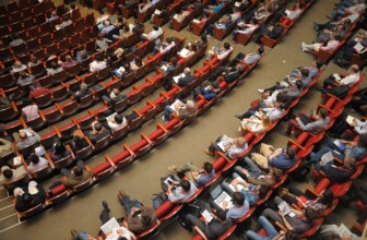 Unlocking the Power of Audience Segmentation: How AI is Revolutionizing Targeted Marketing Strategies