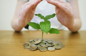 Uncovering Hidden Wealth: The Role of Artificial Intelligence in Identifying Underreported Income in UK Probate Cases
