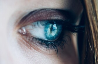 10 Effective Strategies to Relieve Eye Strain in the Digital Age