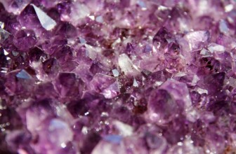 Unlocking the Power Within: Exploring the Benefits of Crystal Healing
