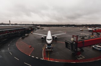 Top 10 Airport Transfer Companies You Can Trust for Your Next Trip