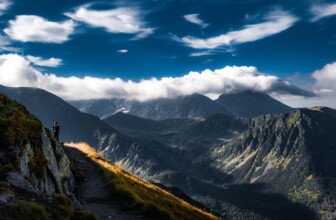 Exploring Excellence: The Top 10 Travel Agencies Reshaping the Industry