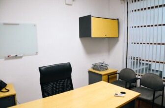 AI-Powered Virtual Collaboration: Transforming Team Dynamics