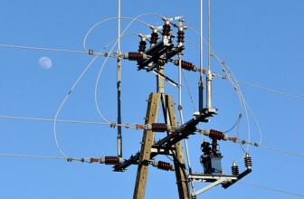 Maximizing Energy Efficiency: The Role of Artificial Intelligence in Modern Energy Management