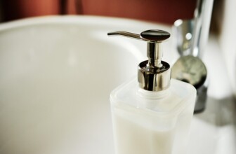 Top 10 Industry Leaders in Professional Cleaning Services: Quality and Innovation Unveiled
