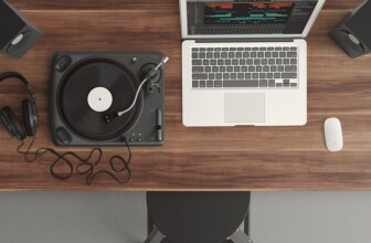 Designing Your Oasis: How to Create an Inspiring Workspace That Fuels Creativity
