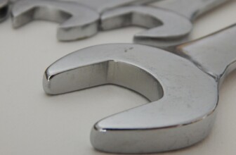 AI in Maintenance Scheduling: Boost Efficiency and Reduce Downtime